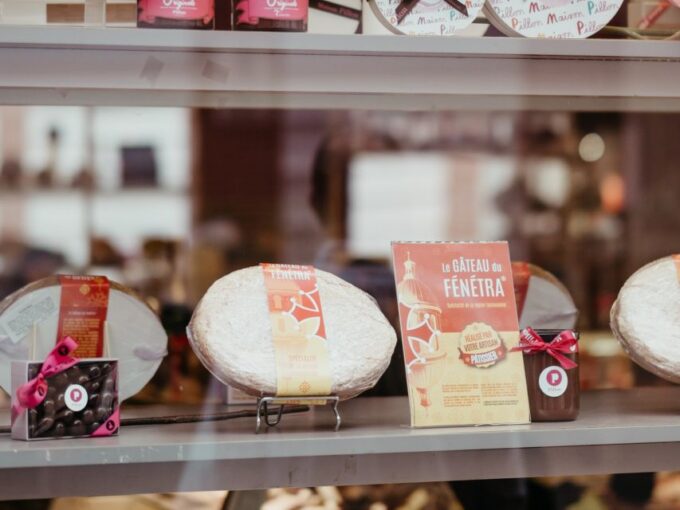 Toulouse: Guided Walking Tour With Gourmet Sweets Tastings - Tour Operational Notes