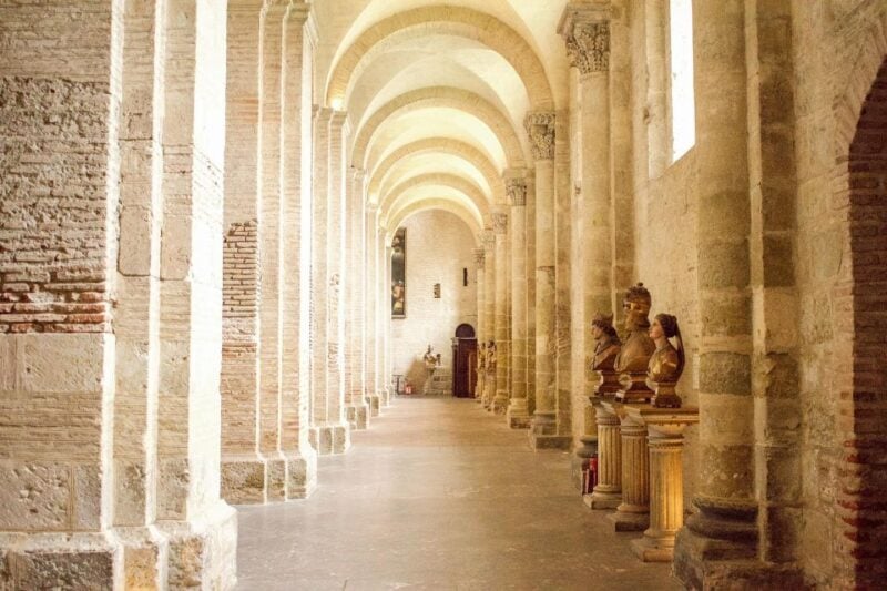 Toulouse: Self-Guided Audio Tour - Discover Place Du Capitole