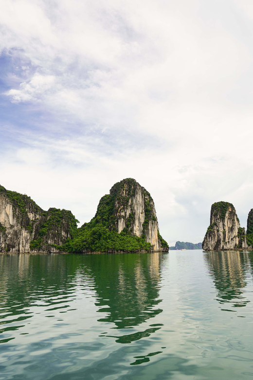 Tour 1 Day Ha Long Bay With Cave, Kayak,Swimming,Kayak,Lunch - Key Points