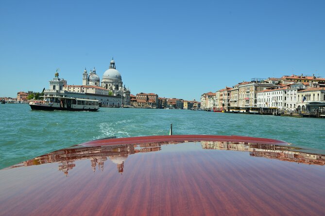 Tour 1 HRS Gran Canal With Luxury Boat - Guest Reviews and Ratings