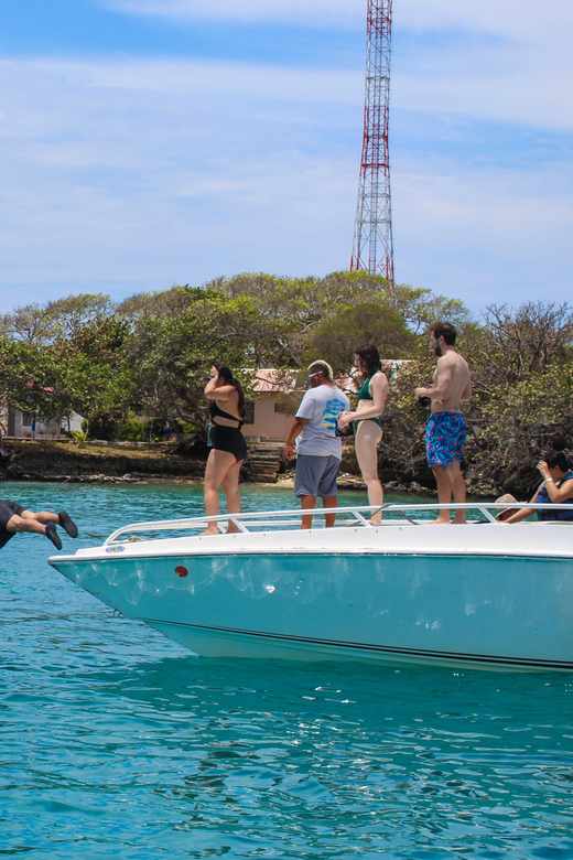 Tour 6 Destinations Rosario Islands - Itinerary Highlights