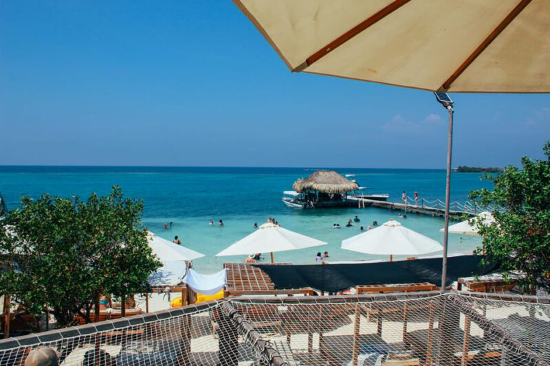Tour 6 Destinations Rosario Islands - Included Amenities