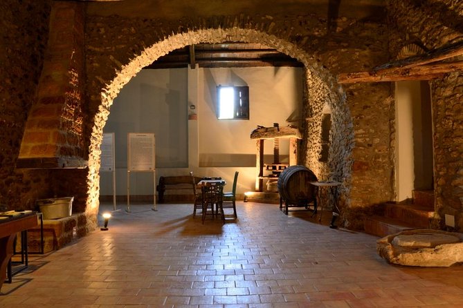 Tour and Soap Personalization at the Soap Museum in Sciacca - Logistics and Accessibility Details