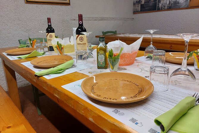 TOUR and TICKETS, VISIT TO THE MILL AND EVO OIL TASTING - About the Provider