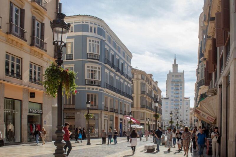 Tour Around the Historic Center of Málaga Near the Market - Customer Reviews and Guide Information
