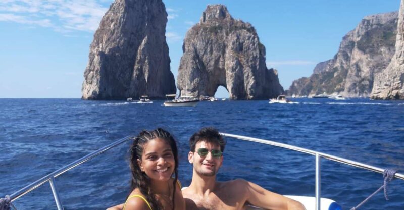 Tour Capri: Discover the Island of VIPS by Boat - Itinerary Details