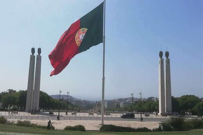 Tour Discover the Charms and Secrets of the Beautiful City of Lisbon - Flexible Pricing Options