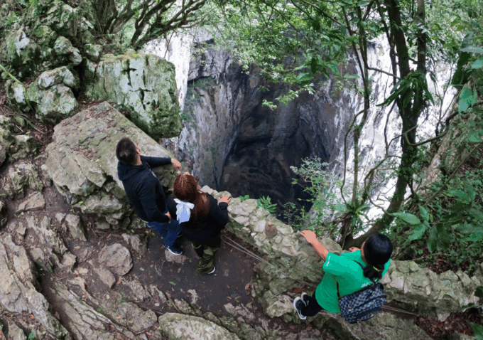 Tour: Edward James Sculpture Garden and Sótano De Huahuas - Languages Offered