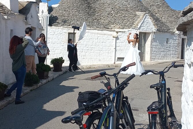 Tour Electric Bike With Farmhouse Lunch - Meeting Information