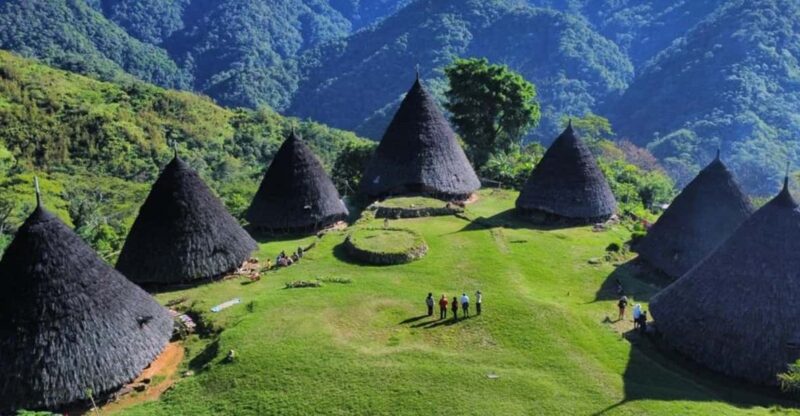 TOUR FLORES, WAEREBO & KALIMUTU 4D3N - Waerebo Village