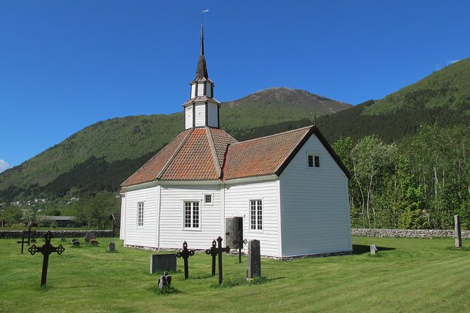 Tour From Alesund to Trollstigen, the Land of the Trolls - Isterdalen