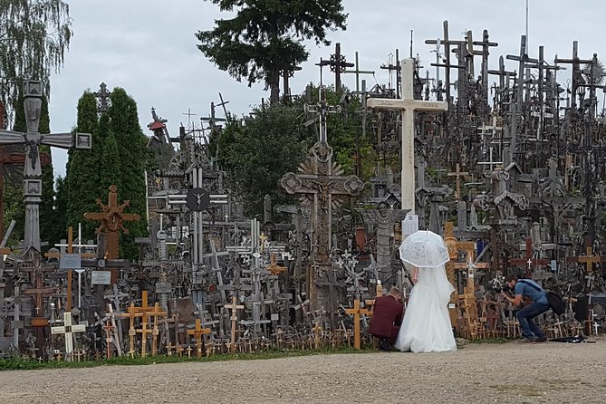Tour From Riga to Vilnius: Bauska Castle, Rundale Palace and the Hill of Crosses - Reviews and Feedback