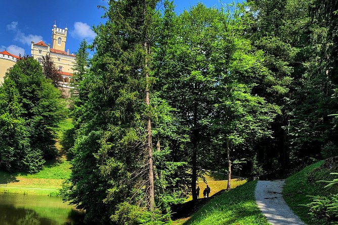 Tour From Zagreb to Trakoscan Castle, Kumrovec & Veliki Tabor - Convenience of Private Transport