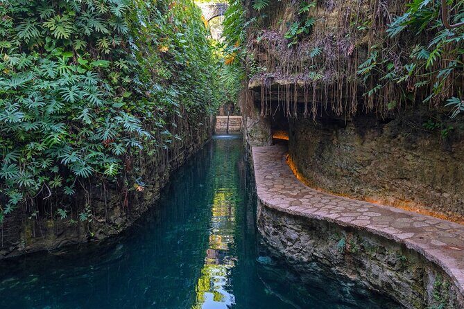 Tour Hacienda and Cenotes Mucuyché with Guided Tour in Oxkintok - Key Points