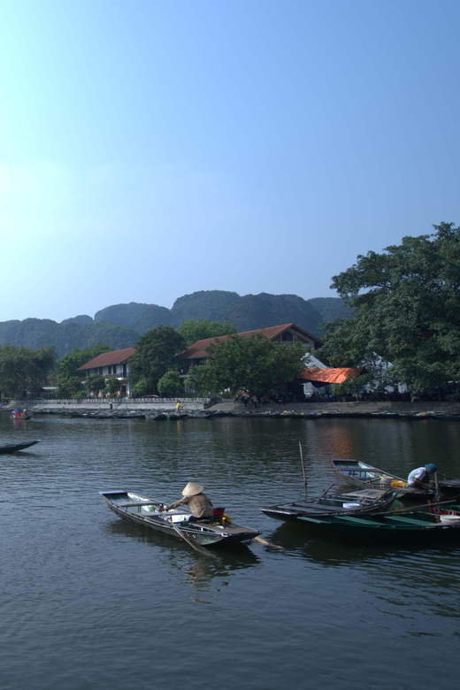Tour Hoa Lu - Tam Coc - Mua Cave - Biking With Buffet Lunch - Key Points