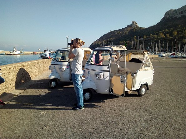 Tour in Ape Calessino (Tuk Tuk) 4 Districts + Poetto Beach + Pink Flamingos - Frequently Asked Questions