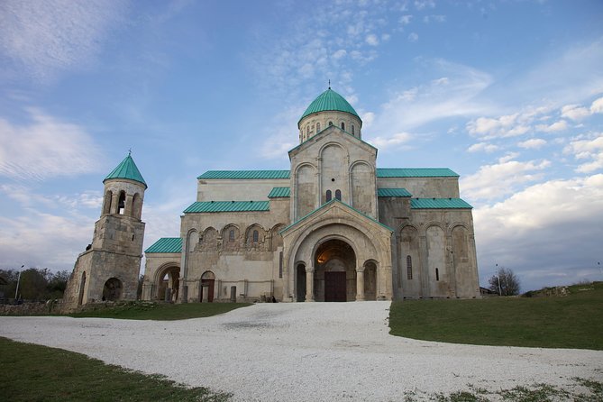 Tour in Georgia - Georgian City Life 8 Days - Svanetis Charming Mountain Villages