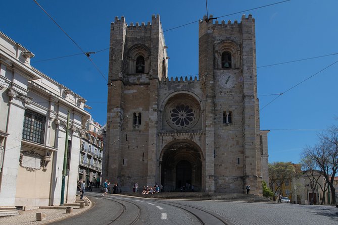 Tour in Lisbon With Visit to Belem, Cristo Rei and Pillar 7 Reality Experience - Reviews
