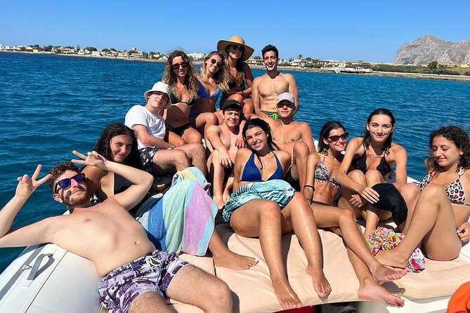 Tour in Luxurious Dinghy to Mondello and Isola Delle Femmine - Participation Requirements and Accessibility