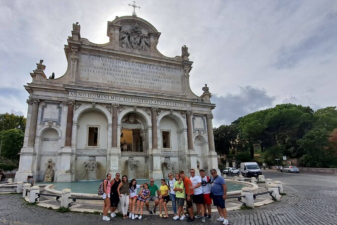 Tour in Rome : a Mix of History - Lunch Included