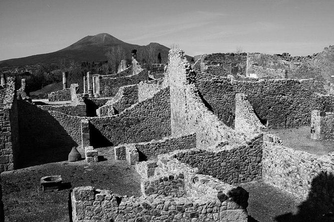 Tour in the Ruins of Pompeii With an Archaeologist - Cancellation and Refund Policy