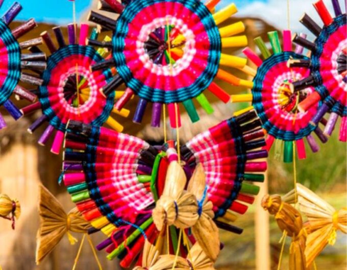 Tour Kayak Uros and Taquile by Speedboat - Starting Location and Languages