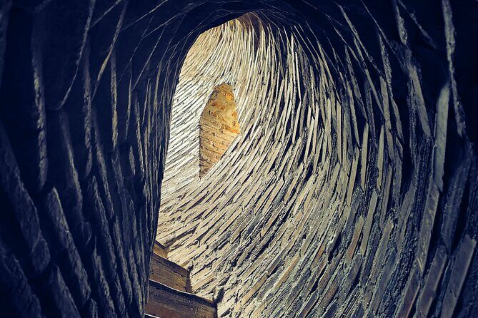 Tour Kegeti gorge , Burana Tower, canyons Kok Moynok, Issyk Kul - Key Points