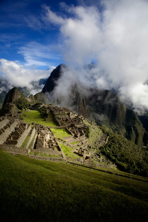 TOUR MACHUPICCHU WITH VISTADOME TRAIN - Inclusions and Exclusions