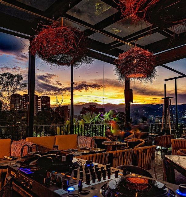 Tour Medellín: Commune13 and Pablo Escobar + Rooftop - Whats Excluded