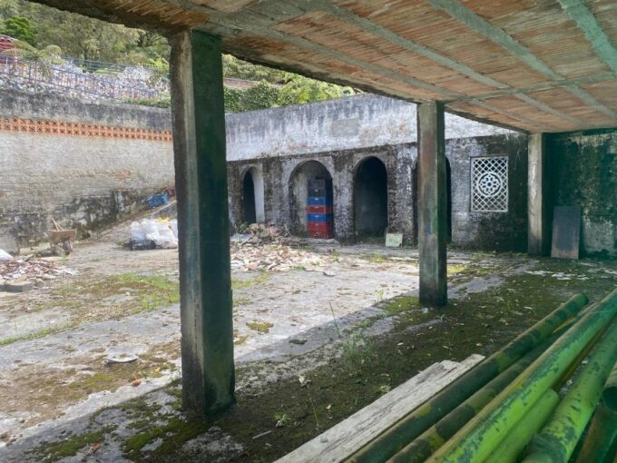 Tour Medellín: Pablo Escobar and Commune 13 - Local Cuisine and Beverages