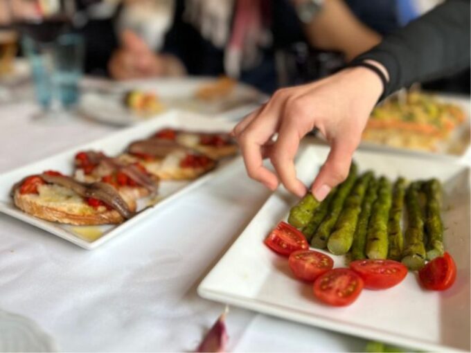 Tour Medieval: Cycling and History - Included Amenities