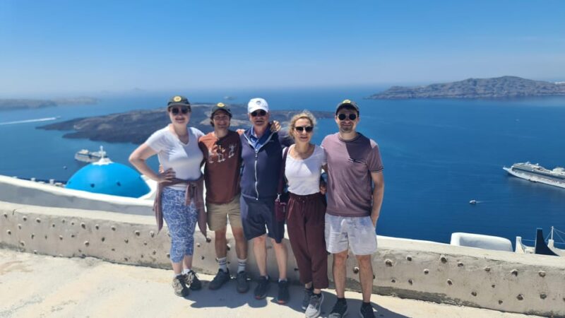 Tour Mini Bus/Coach Santorini /Oia Island - Itinerary Highlights