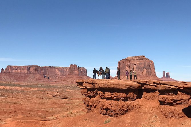 Tour Monument Valley With a Navajo Guide (1.5hr Tsngt) - Traveler Information