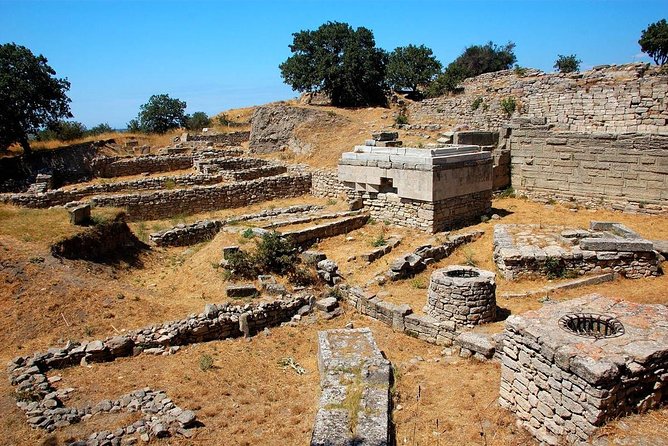 Tour of Ancient Troy & Its Legend ( Daily Tour From İStanbul ) - Lunch and Refreshments