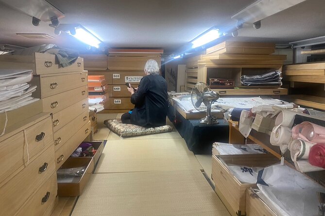 Tour of Antique Shops, Cultural Stores Known Only to the Locals - Tour Inclusions