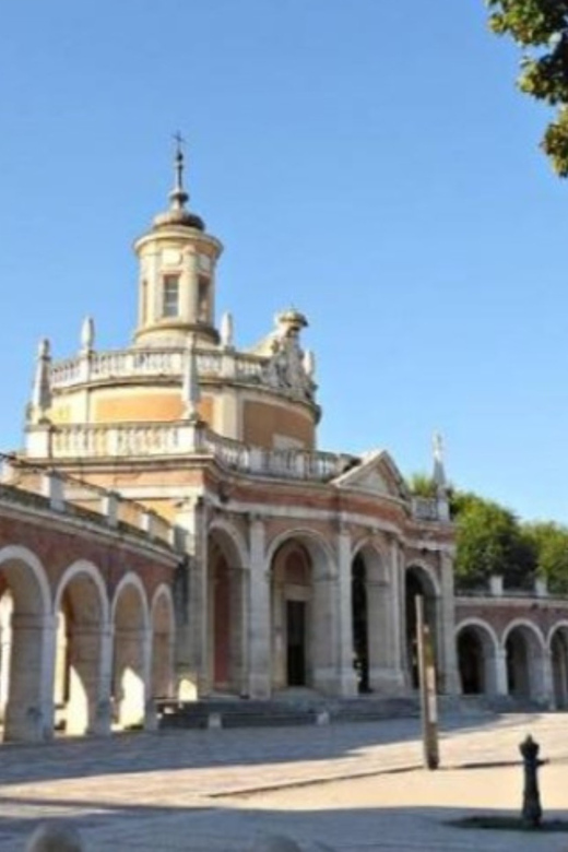 Tour of Aranjuez - Discovering the Royal Palace and Gardens
