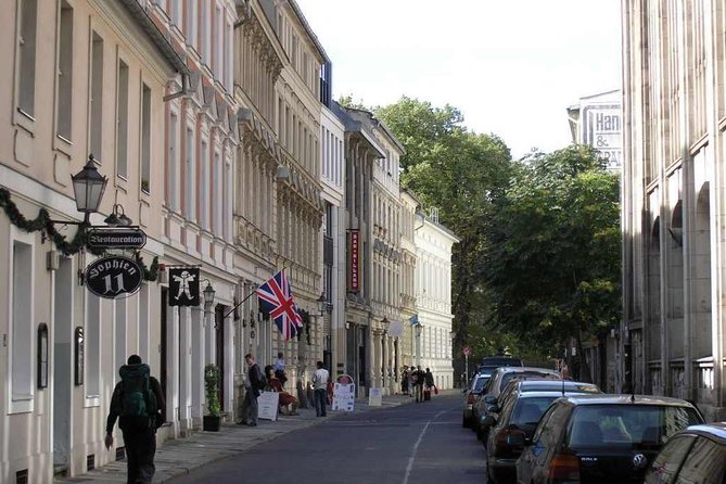 Tour of Historical Backyards of Berlin - Experiencing Local Culture