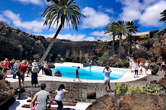 Tour of Jameos Del Agua Viewpoint and Valley of 1000 Palm Trees for Cruise Passengers - Pickup Details
