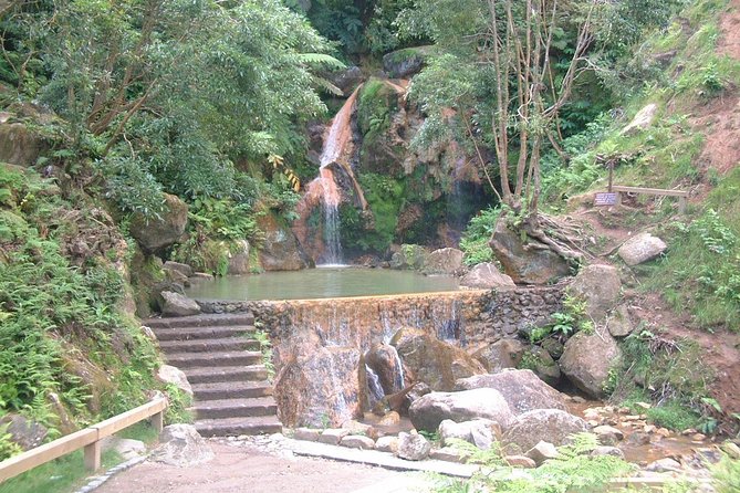 Tour of Lagoa Do Fogo - Inclusions