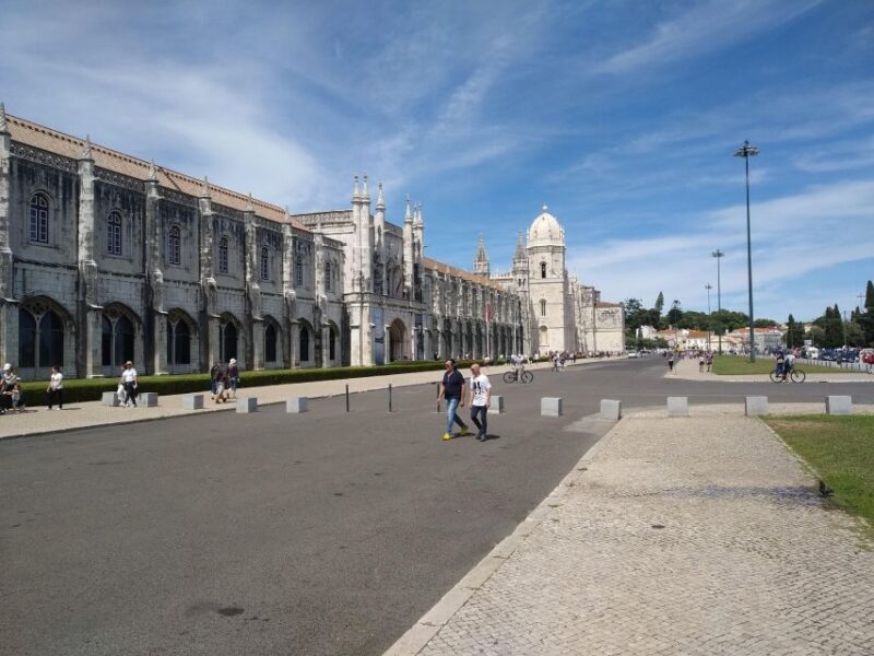 Tour of Lisbon Monuments and Viewpoints - Patriarchal Cathedral of Lisbon and Guided Tour