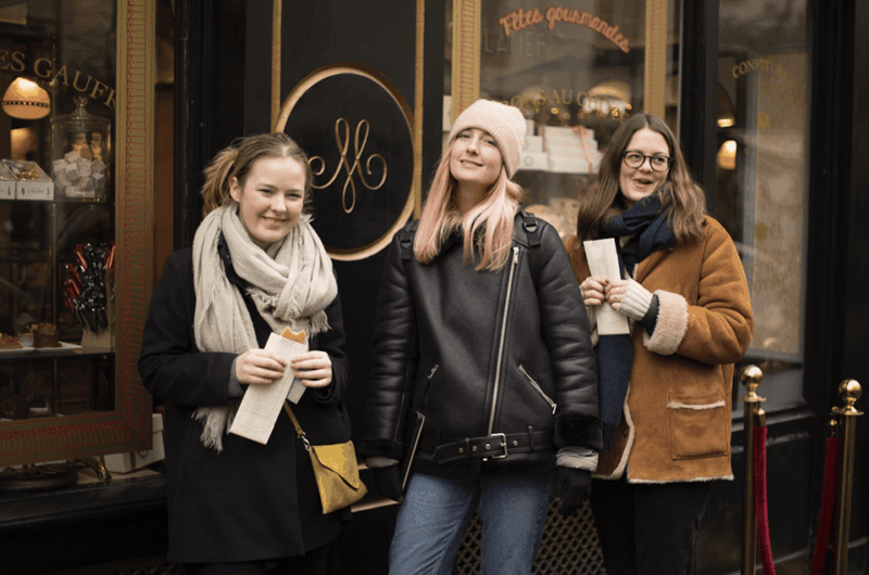 Tour of Literary Women in Parisian History With Tastings - Key Points