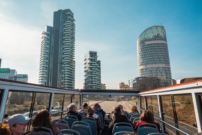 Tour of Milan by Open Bus, Valid for 3 Days - Accessibility Options