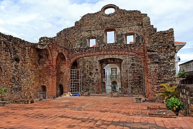 Tour of Panama City: From Its Origins to Today - The Citys Humble Beginnings