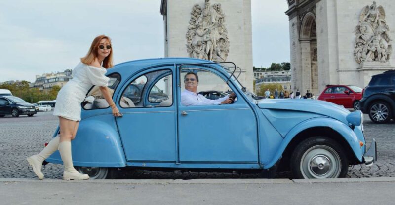 Tour of Paris in Citroën 2CV - Pickup and Group Size