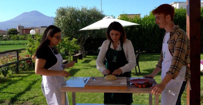 Tour of Pompeii & Cooking Class on the Slopes of Mt Vesuvius - Visiting the Vegetable Garden