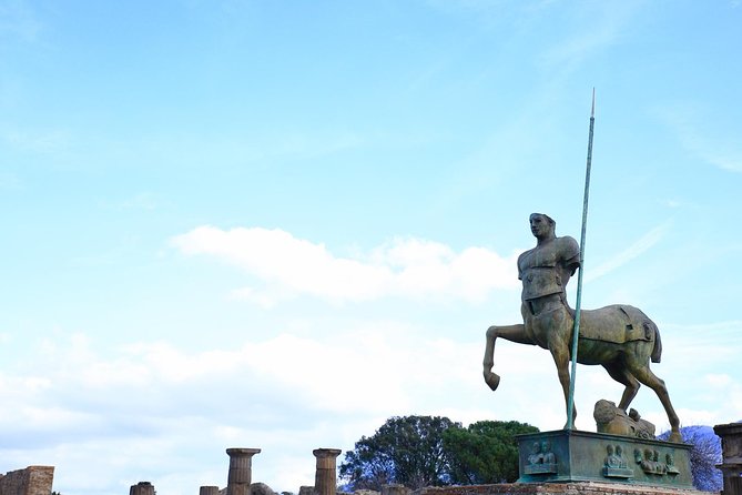 Tour of Pompeii for Kids & Families With Alex and His Team - Quick Points