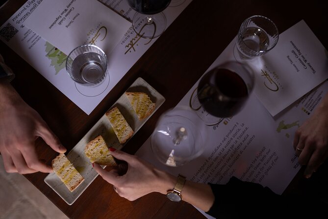 Tour of San Gimignano and Private Wine Experience in Chianti - Booking Information