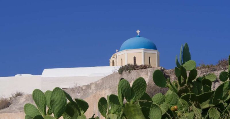 Tour of Santorini With a Local - Tour Language and Cancellation Policy