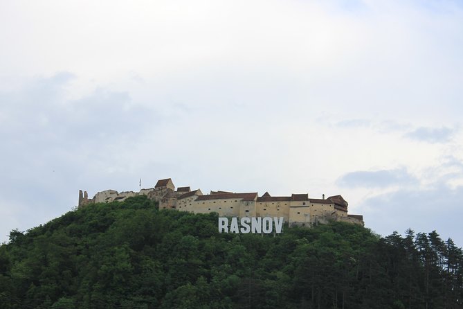 Tour of the 3 Castles: Bran, Rasnov, and Peles in Spanish (Native Spanish Guide). - Confirmation and Accessibility