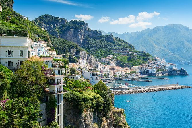 Tour of the Amalfi Coast for Small Groups With Lunch From Sorrento - Group Size and Accessibility